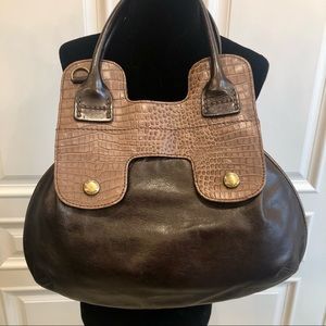 Tod’s Hogan Brown Leather Shoulder Bag with Optional Strap for Crossbody